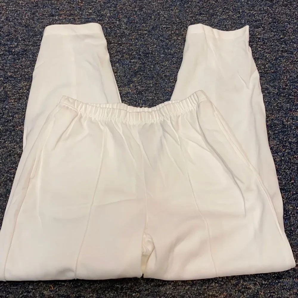 Blair White Stretch waist pants sz. 14